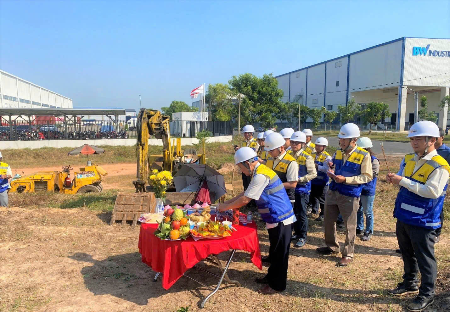 Lễ động thổ khởi công dự án Bcons Solary